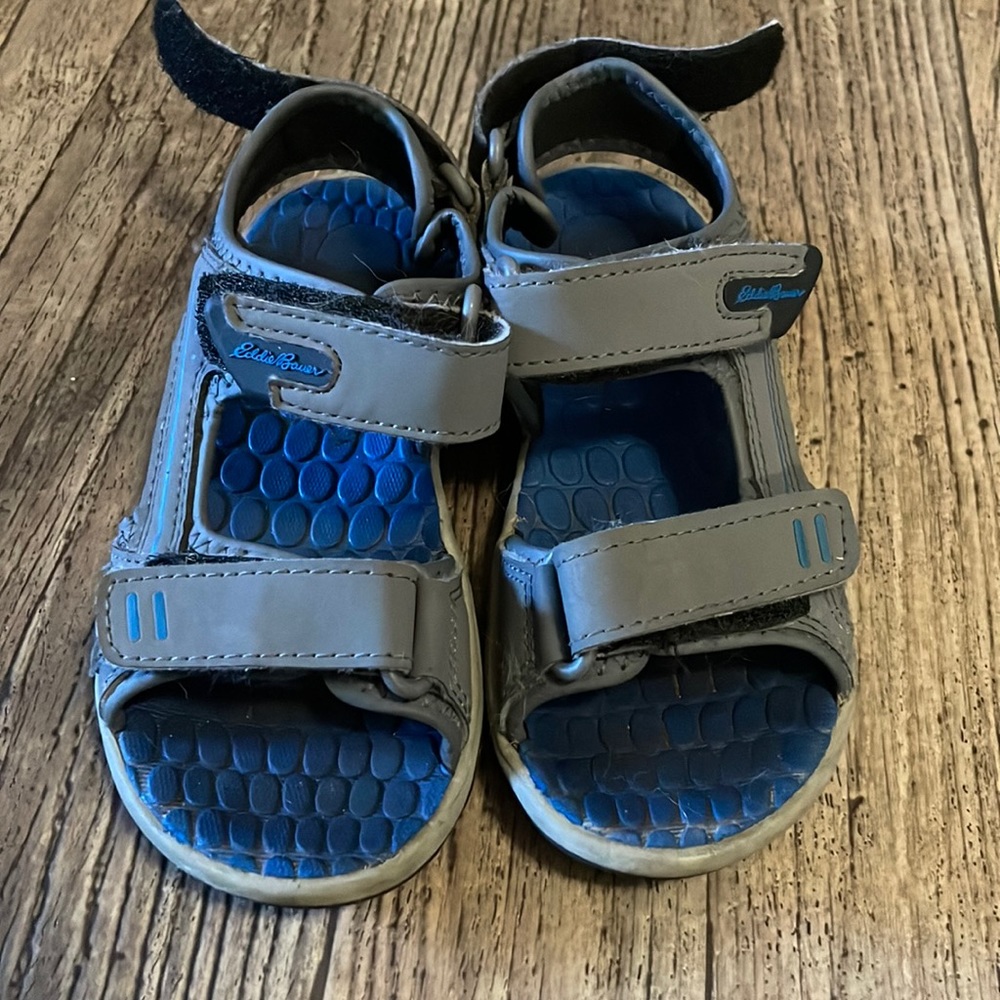 Eddie Bauer Velcro sandals